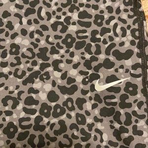 Nike workout leggings
